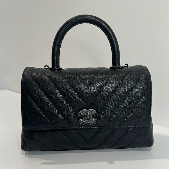 CHANEL Handbags - Chanel Black Chevron Coco Handle w Black Hardware